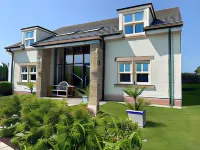The Craven Heifer Inn Hotels in Laneshaw Bridge