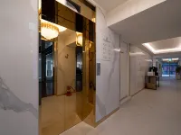 HADAN DENBASTA飯店 下端附近的飯店