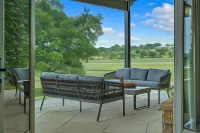 The Vineyard at Florence - Pet friendly