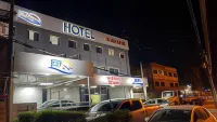 Sobradinho Hotel - parkir