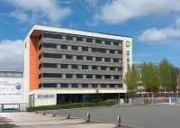 Campanile le Mans Centre Gare Hotels near Cite Plantagenet