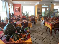 Logis Hôtel - Restaurant Aux Bruyères Hotels in Labaroche