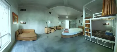 BALI BOBO HOSTEL Các khách sạn gần STIKOM Bali Kampus II Jimbaran