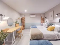 Snoozy Guesthouse Hotels in Phuket