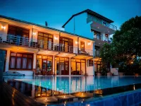 Riverside Inn Fuji Hotels in Bentota