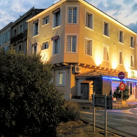 Hotel Araur