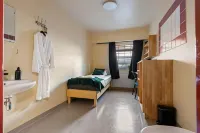 Fengselshotellet As Hotels near Arendal Misjonskirke