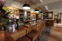 The Bear's Paw Hotels in Woolstanwood