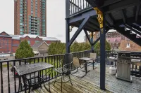 Noble Waterfront Suites Hotels in Brockville