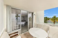 Caloosa Cove Resort by CoolVacay - 3-Star