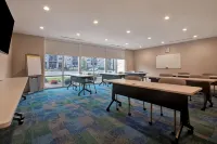 Home2 Suites by Hilton Carmel Indianapolis Hotels in Carmel