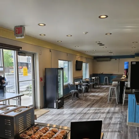 Days Inn and Suites by Wyndham Downtown Missoula-University
