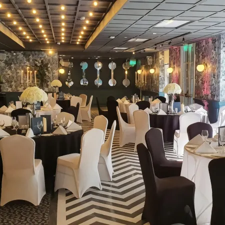Iveagh Garden Hotel