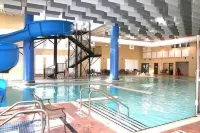 Cozy Condo with Bald Mountain Views & Top-Notch Location—Stay & Play