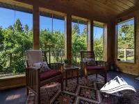 Spacious Cabin - Close to Seeley Lake, Wi-Fi, Dogs Welcome, RV Spot Hotels in Seeley Lake