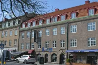 Lilla Hotellet Bed & Breakfast i Alingsås Hotels near Alebacken