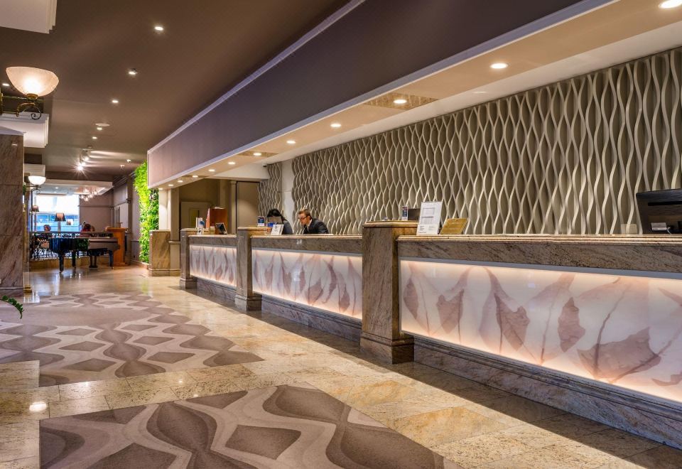 5. 더 웨스틴 자그..