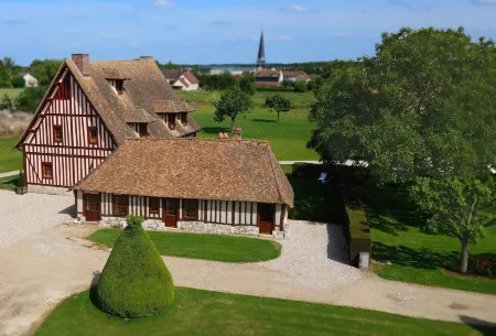 Manoir de Surville Отели в г. Эпегар