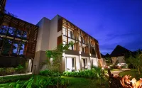 Le Petit Village Boutique Hotel & Spa