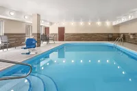 Fairfield Inn Warren Niles Отели в г. Найлс