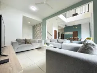 Desaru Arcadia Villa for 11-16 Pax Near to Beach by Beestay Hotel di Bandar Penawar