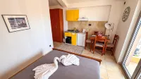 Qumi Apartments - balcony