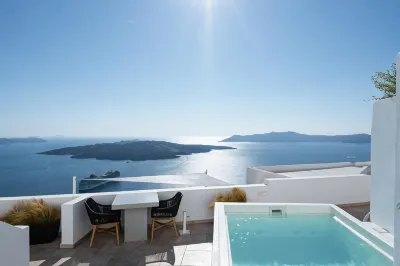 Asha Luxury Suites Hotels in Fira