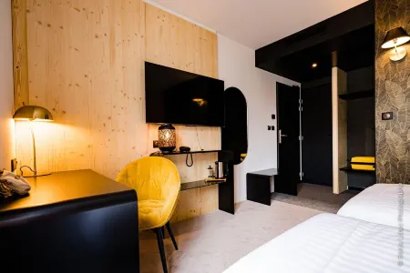 Hôtel le Patio de Victor, Lorient Отели в г. Лорьян