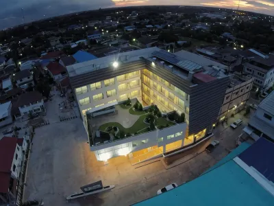 The Grace Residence Các khách sạn gần Wat Na Bua
