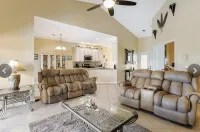 Luxurious home with stunning golf course views and private swimming pool & spa