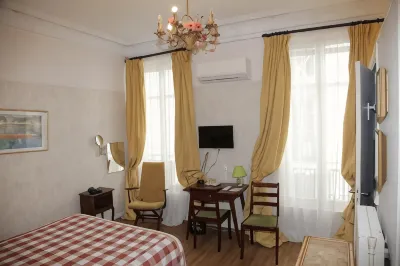 Hotel Cronstadt Hotel di Nice Waterfront