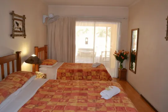 Dove's Nest Guest House Hotel di 