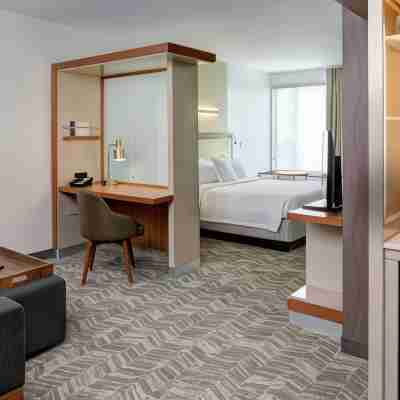 SpringHill Suites Saginaw Rooms