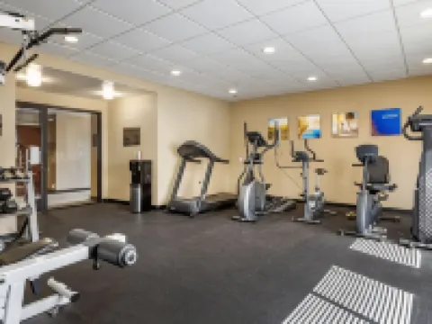 Comfort Inn Warren Hotels in Warren