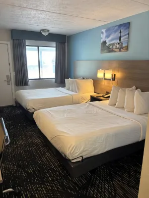 Baymont by Wyndham Petoskey Hotels near Valley