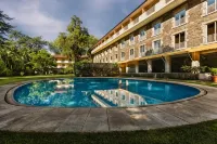Grão Vasco - Historic Hotel and Spa - Pools