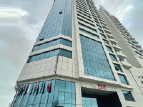 チューリップ イン バーレーン スイーツ＆レジデンス マナーマのホテル