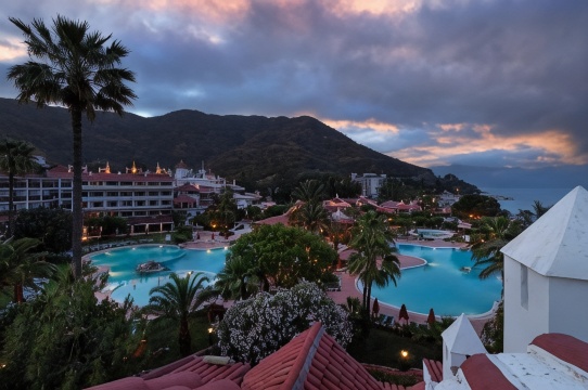 Marti Resort Deluxe Hotel