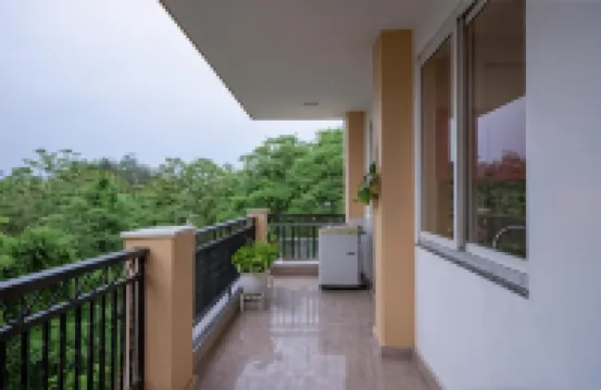 BedChambers Serviced Apartments, Sector 38