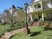 Carrier Houses Bed & Breakfast - 3-Star