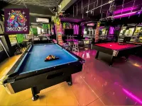 Discozoo BAR and HOSTEL
