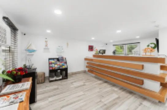 Founder's Brook Motel and Suites Hotels in Portsmouth