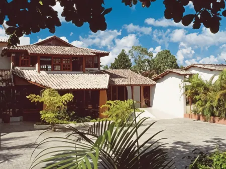 Rede Andrade Estrela Dalva Centro Hotel Отели рядом с достопримечательностью «Porto Seguro»