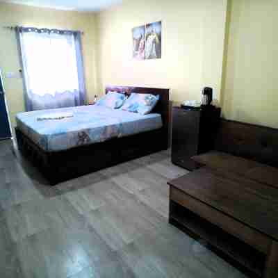 Your Perfect Hideaway, Uncompromised Comfort, and Much More! Rooms