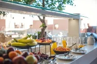 Hotel Pyriá - Desayuno