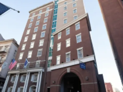 ハンプトン イン & スイーツ プロビデンス ダウンタウン プロビデンスのホテル