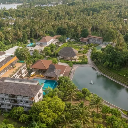 Ban's Diving Resort Koh Tao Отели рядом с достопримечательностью «Пляж Сай Дэнг»