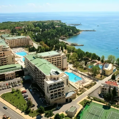 Sol Nessebar Mare