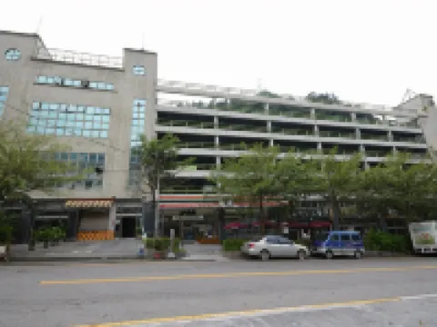 Dragon Vally Hotel and Paradise Hoteles cerca de Wuling Farm