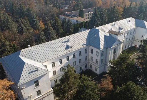Гранд Кавказ - С парковкой